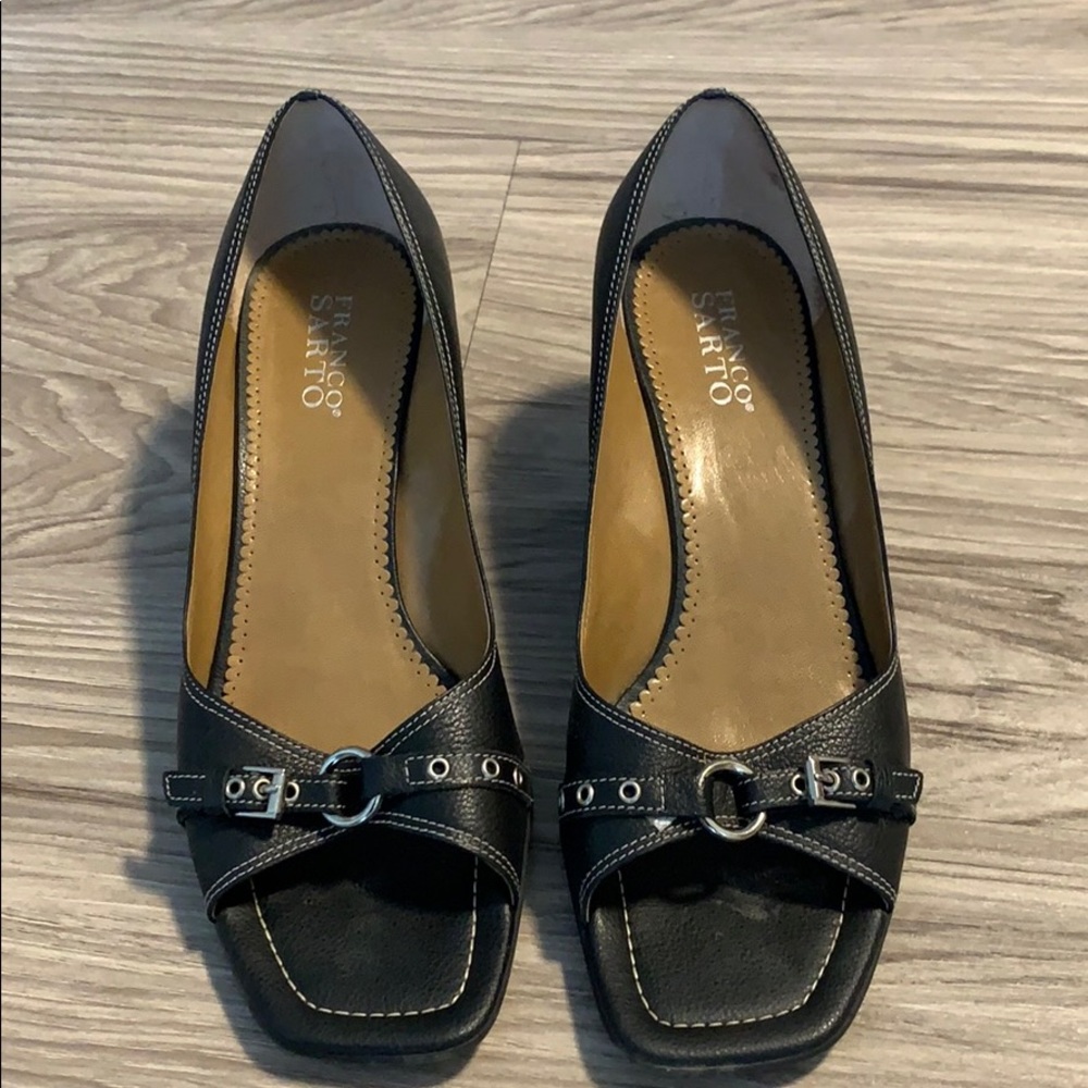 Franco Sarto black peep toe shoes